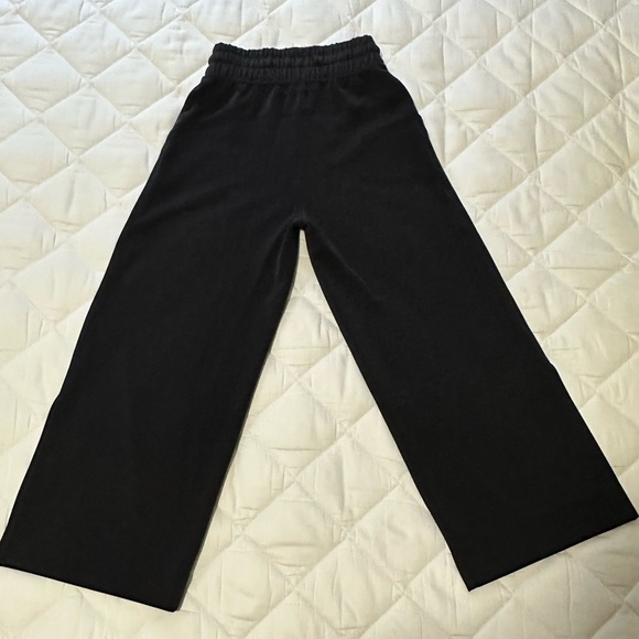 Lululemon Wide Leg Crop - Picture 4 of 7